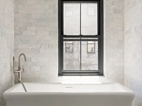 198 Putnam Avenue image 14 of 23