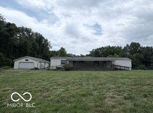 3334 W Harris Dr, West Terre Haute, IN 47885