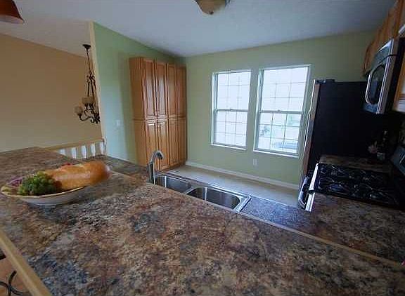 3rd image of 7015 Finchley Dr