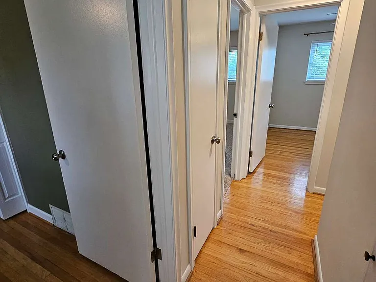 31400 Lyons Cir W — Photo 17