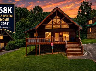 605 Cherry Blossom Way, Pigeon Forge, TN 37863