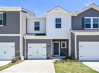 8012 Hidden Springs Trl, Charlotte, NC 28216