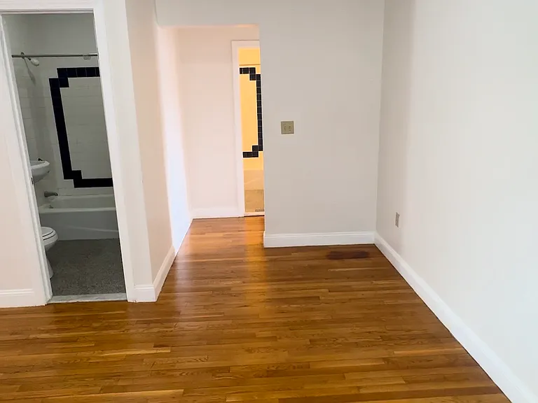 41 Egremont Rd #6 — Photo 5