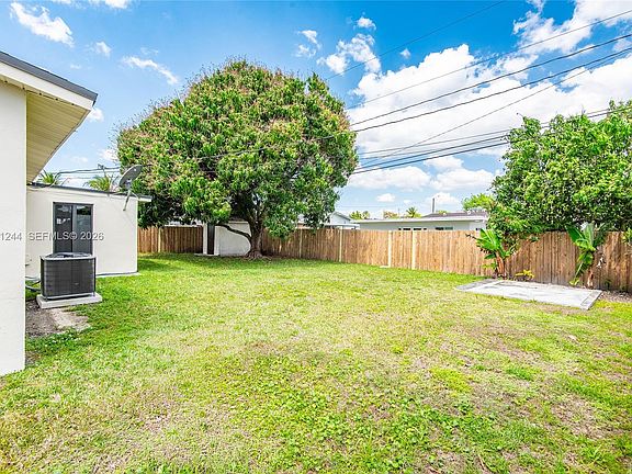 5th image of 11861 SW 185th Ter
