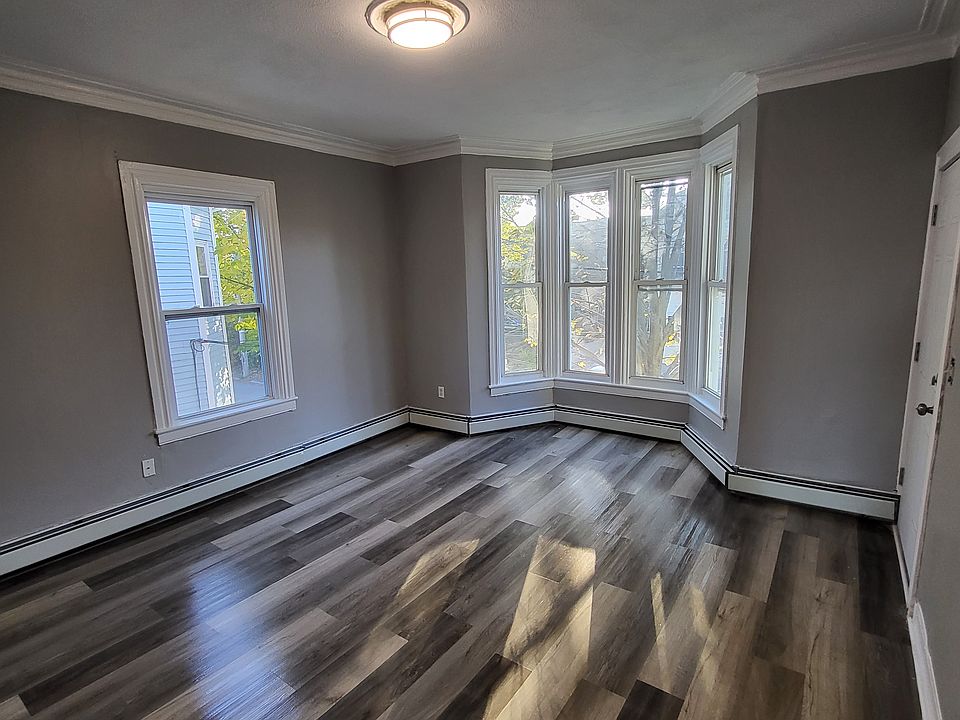1st image of 189 Bridgham St Floor 2