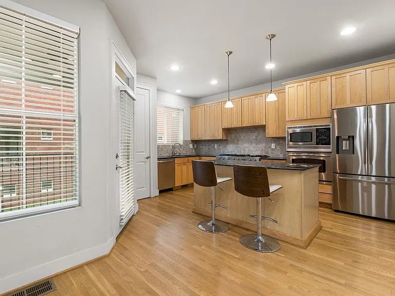 4239 Rawlins St #7 — Photo 12