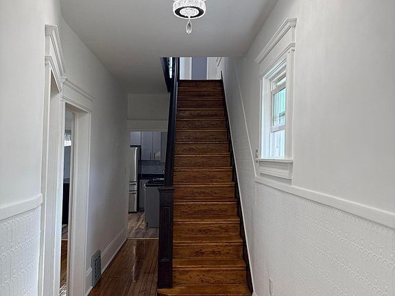 3rd image of 88 Hancock St