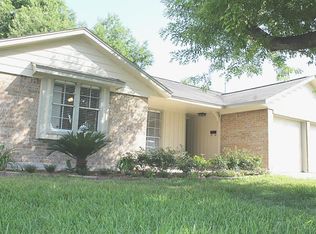 9818 Catlett Ln, La Porte, TX 77571