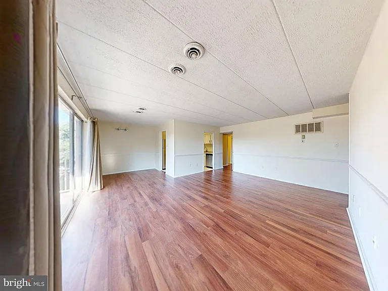 2622 Fort Farnsworth Rd #216 — Photo 31
