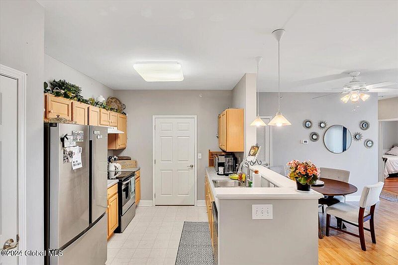 4th image of 106 N Ridge Estates