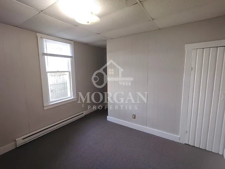 1627 W 6th St — Photo 5