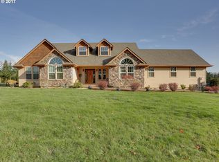 17550 NE Lewis Rogers Ln, Newberg, OR 97132