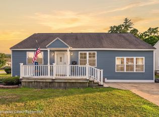 1033 Mckinley Avenue, Rotterdam, NY 12303