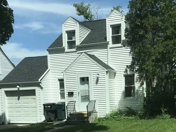 152 Milford St, East Lansing, MI 48823