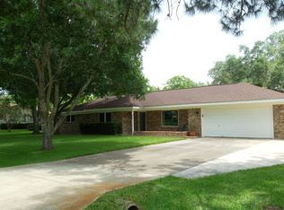 406 Simpson Rd, Victoria, TX 77904