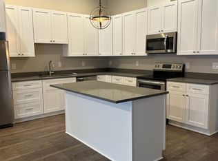 300 Northwest Santiam Boulevard - 306, Mill City, OR 97360