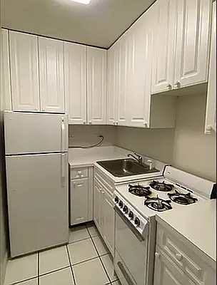 Rented by REAL New York | media 10