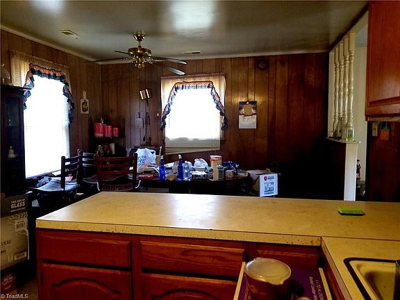 5th image of 3792 Barkwood Dr