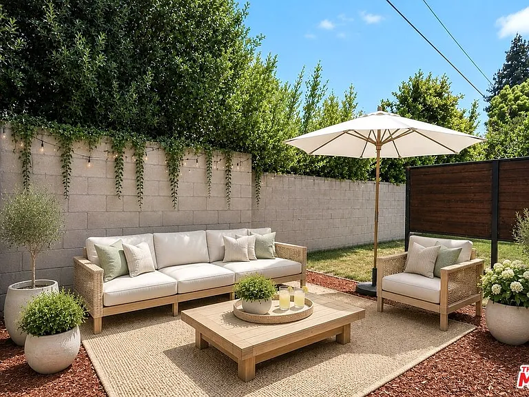 6652 Orion Ave — Photo 21