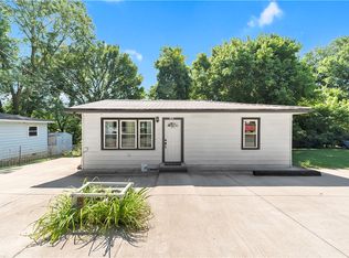 141 S Allen St, Cave Springs, AR 72718