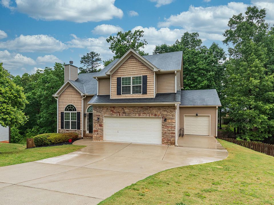 1st image of 148 Cypress Dr