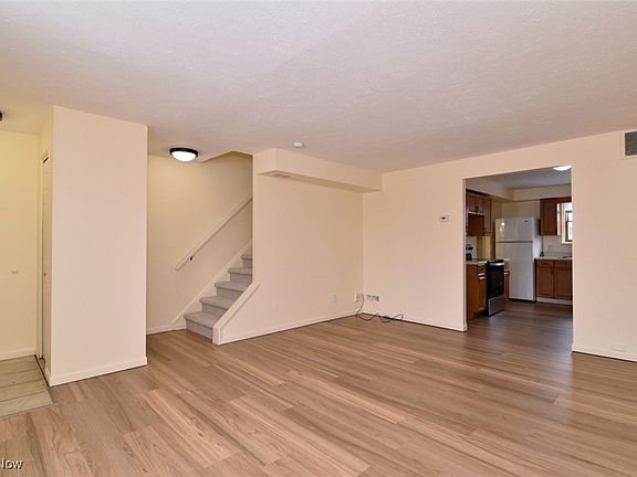 4th image of 1616 Lee Terrace Dr