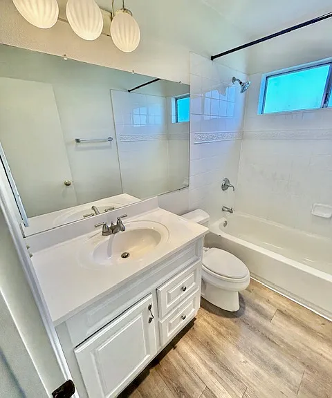 4430 North Ave #8 — Photo 15
