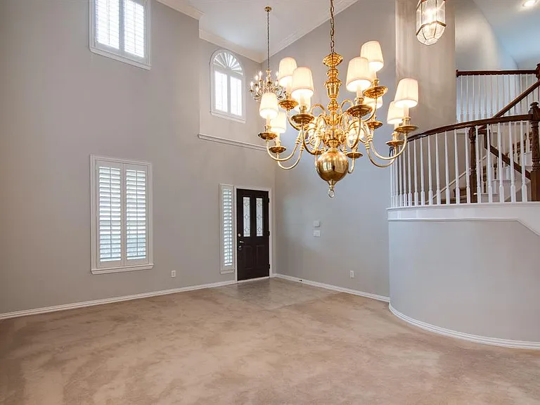 2212 Bayou Ct — Photo 8