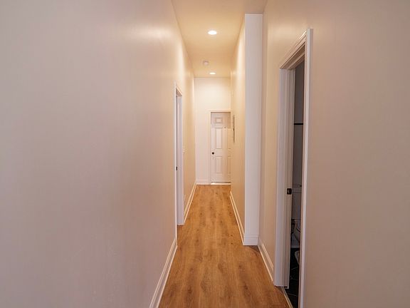 4th image of 6613 S Vernon Ave #2