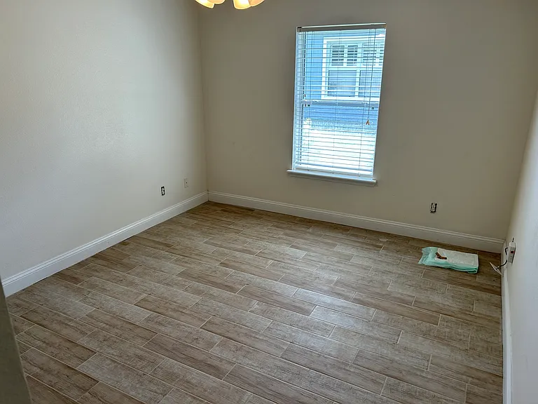63 Rollins Ln — Photo 11