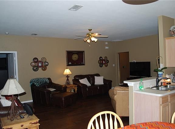 5th image of 10620 Braewood Dr