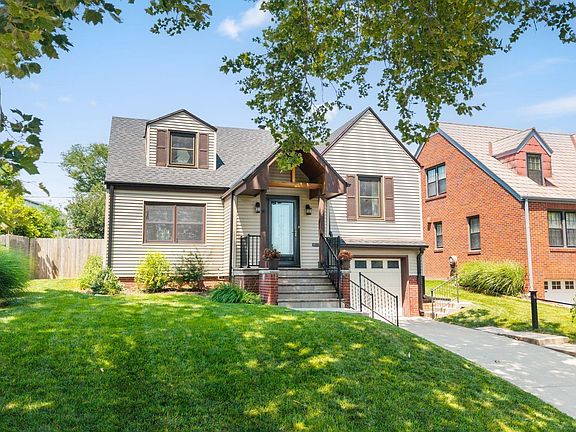 3rd image of 4516 Shirley St