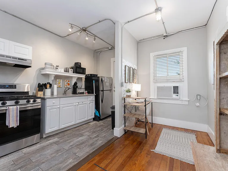 306 Power St #2 — Photo 4