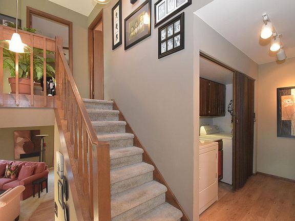 4th image of 638 Westridge Dr
