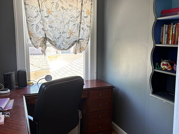 5th image of 1005 S Kinney Ave #2B