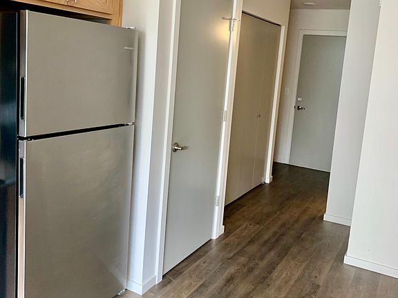 5th image of 3829 California Ave SW #108
