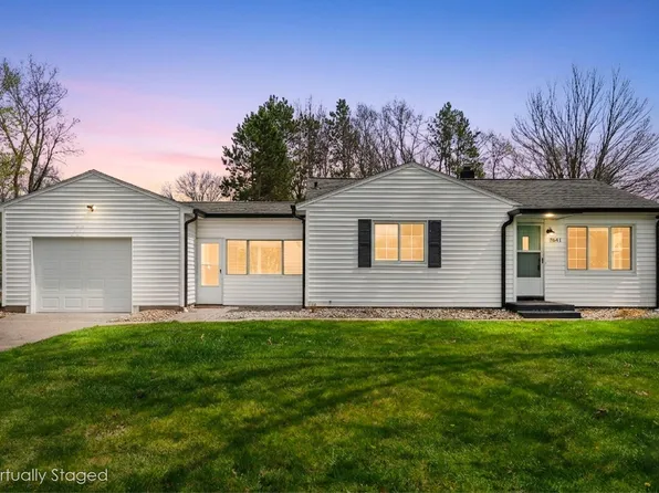 7641 Lake Wood Dr, Portage, MI 49002