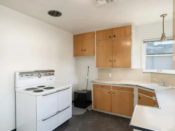 1543 N Thorne Ave, Fresno, CA 93728