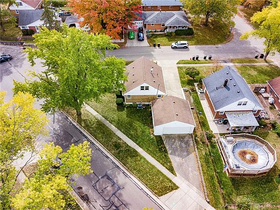 5th image of 2579 Acorn Dr