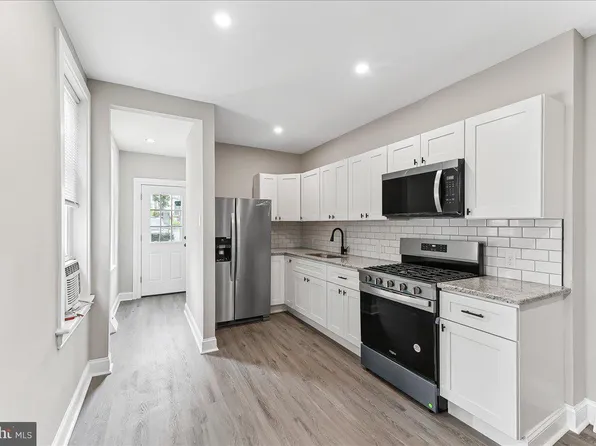 12 8th St, Brookhaven, PA 19015