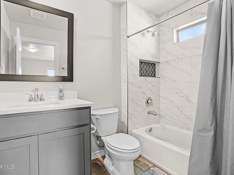 7437 Schweitz Ct — Photo 10