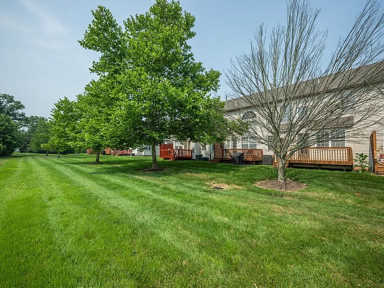 335 Wheatfield Cir — Photo 19