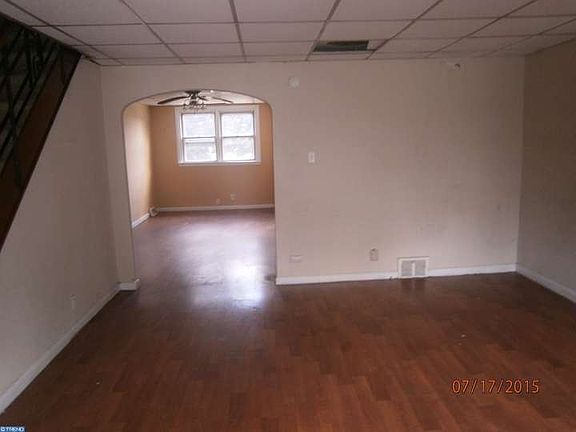 2nd image of 6739 E Roosevelt Blvd