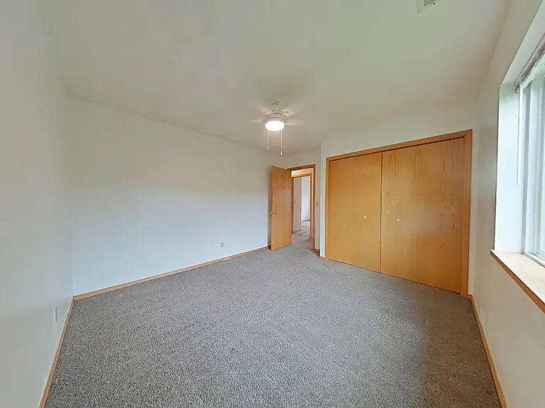 9 Michael Grove Ave — Photo 24