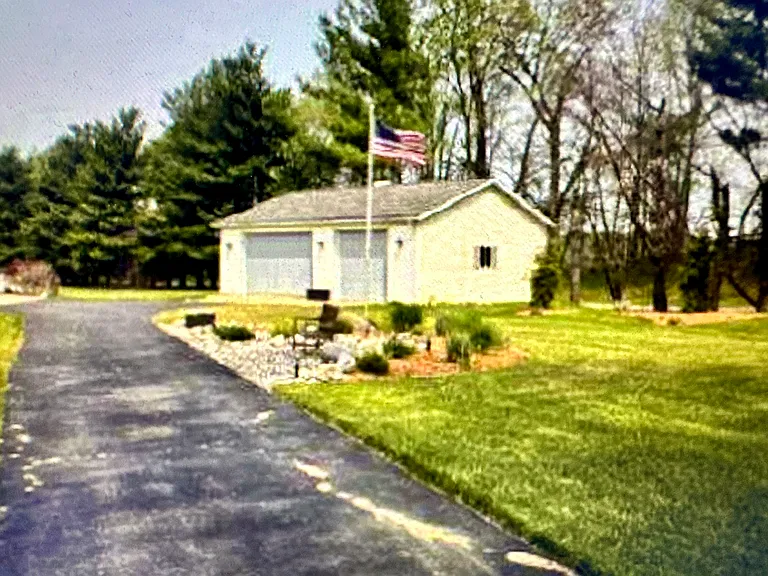 16759 Eighteen Mile Rd — Photo 4
