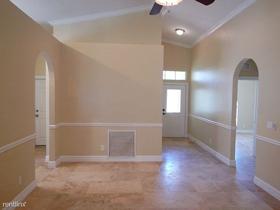 91701254_2513 W Wilder Ave_Tampa_FL_2017-2