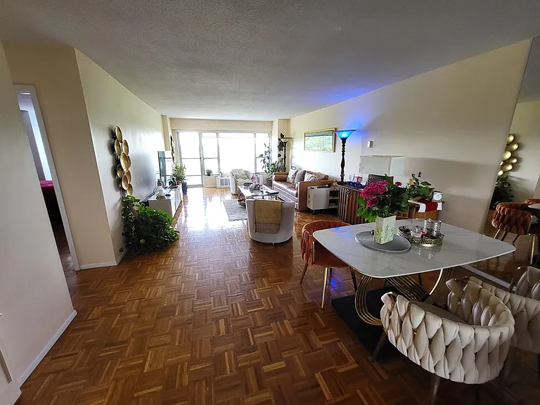 111 Perkins St #124 — Photo 4