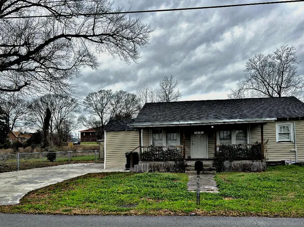 1305 Arledge St, Hattiesburg, MS 39401