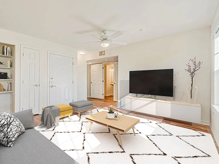 Hickory Manor 62+ Apartments — Photo 33