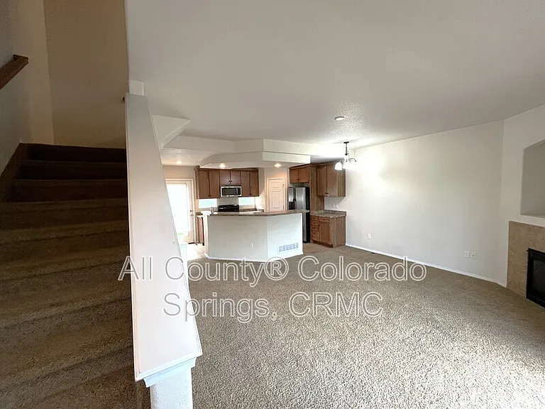 4719 Iron Horse Villas Point — Photo 10
